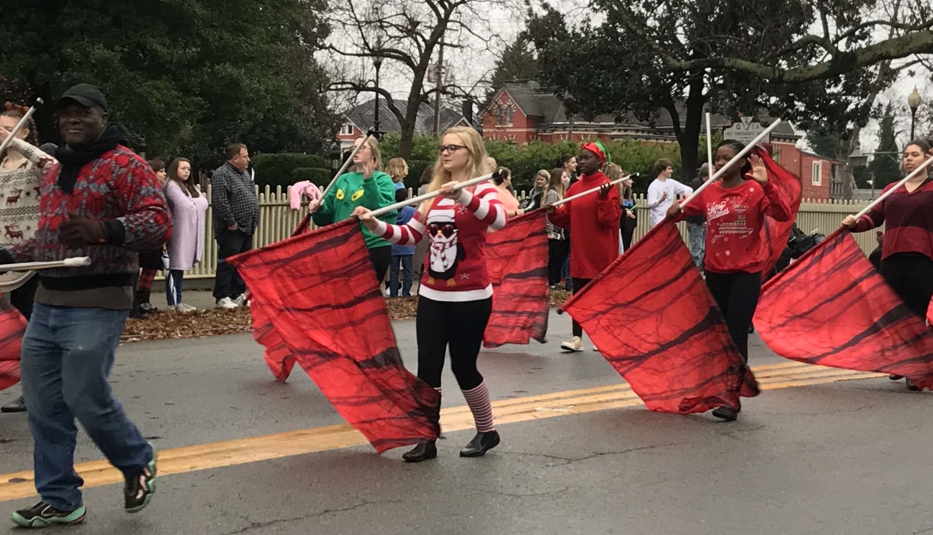 DRB 120318 Parade 07.jpg